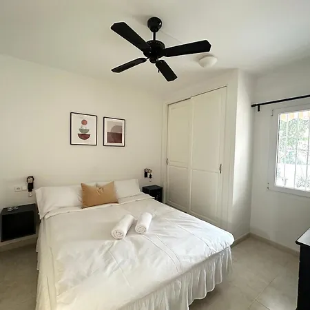 Pet-friendly Apartamento Con Piscina Y Terraza By Bebalmy Apartment *