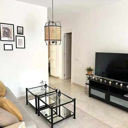 Pet-friendly Apartamento Con Piscina Y Terraza By Bebalmy *