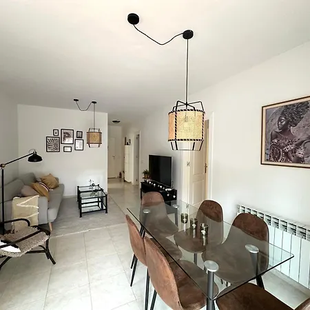 Pet-friendly Apartamento Con Piscina Y Terraza By Bebalmy Apartment