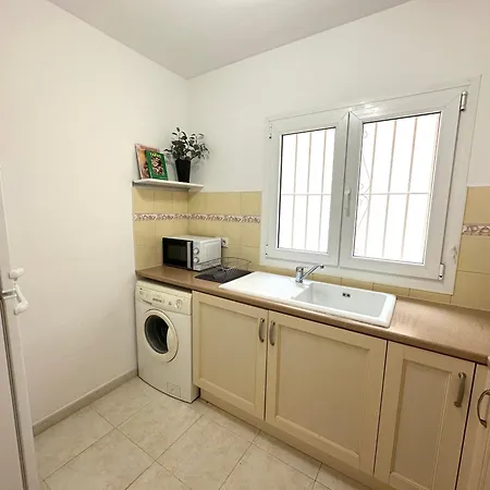 Pet-friendly Apartamento Con Piscina Y Terraza By Bebalmy Apartment Fuengirola