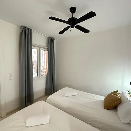 Pet-friendly Apartamento Con Piscina Y Terraza By Bebalmy Apartment Fuengirola