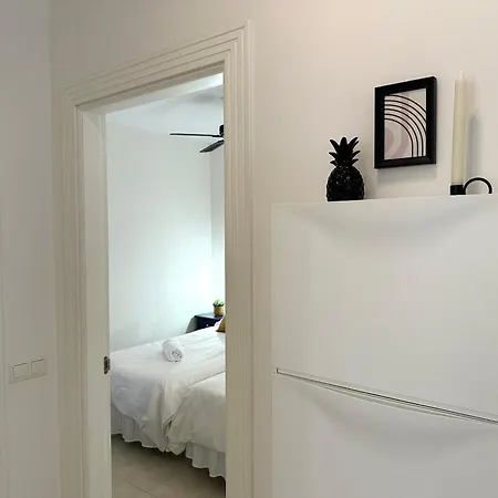Pet-friendly Apartamento Con Piscina Y Terraza By Bebalmy *